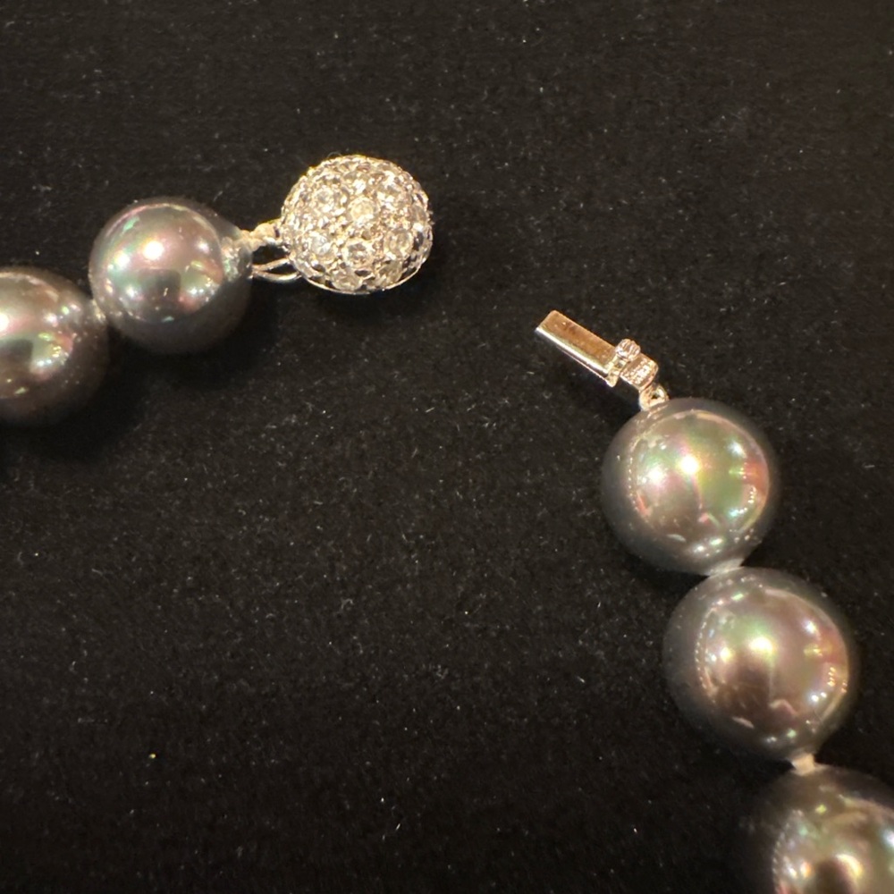Graduated Gray Faux Pearl Necklace Sterling 925 CZ Clasp 16” Tahitian Style - Picture 4 of 4